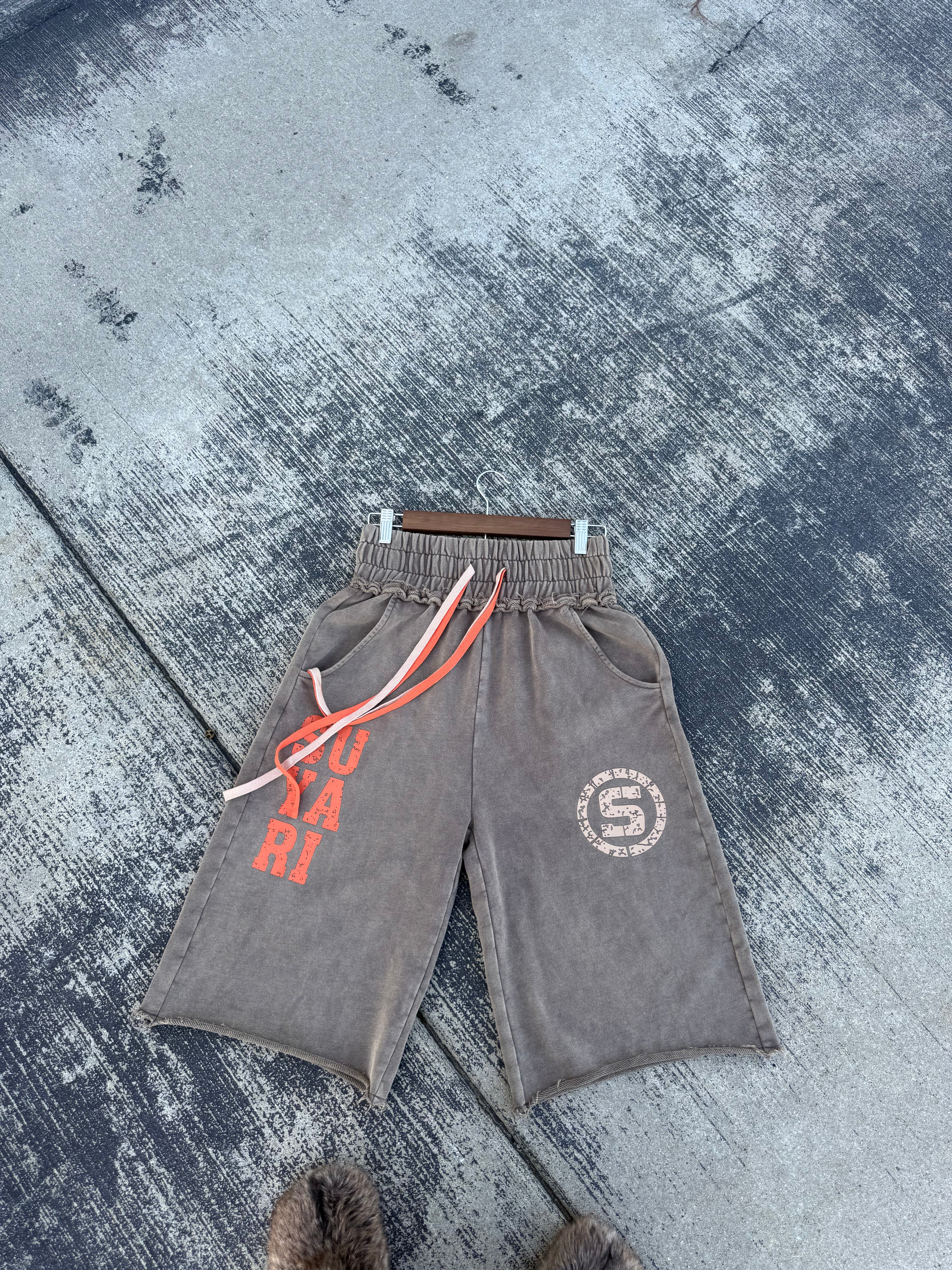 “MEET SUYARI” SHORTS